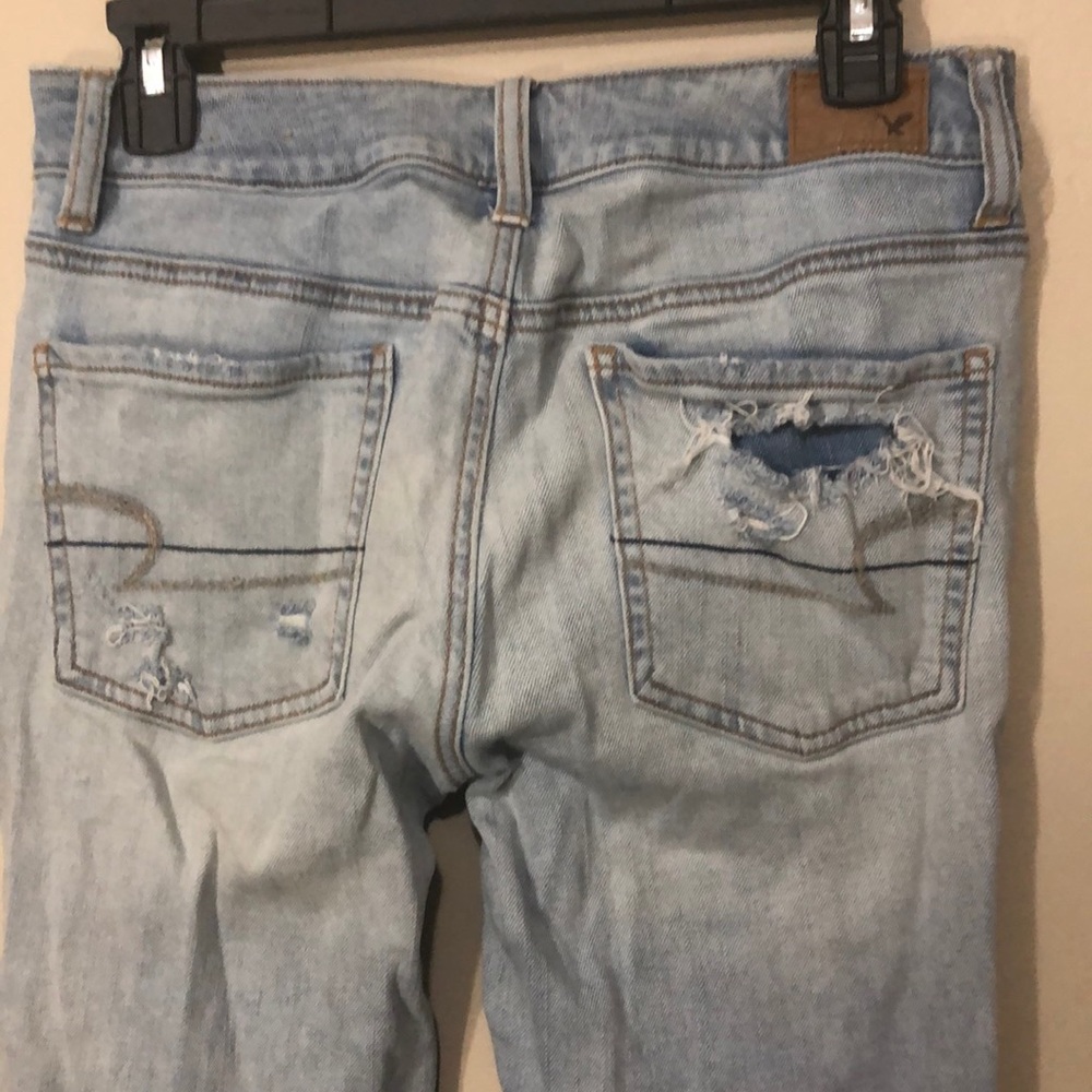 AEO stretch tomgirl button fly hole jeans - Picture 4 of 6